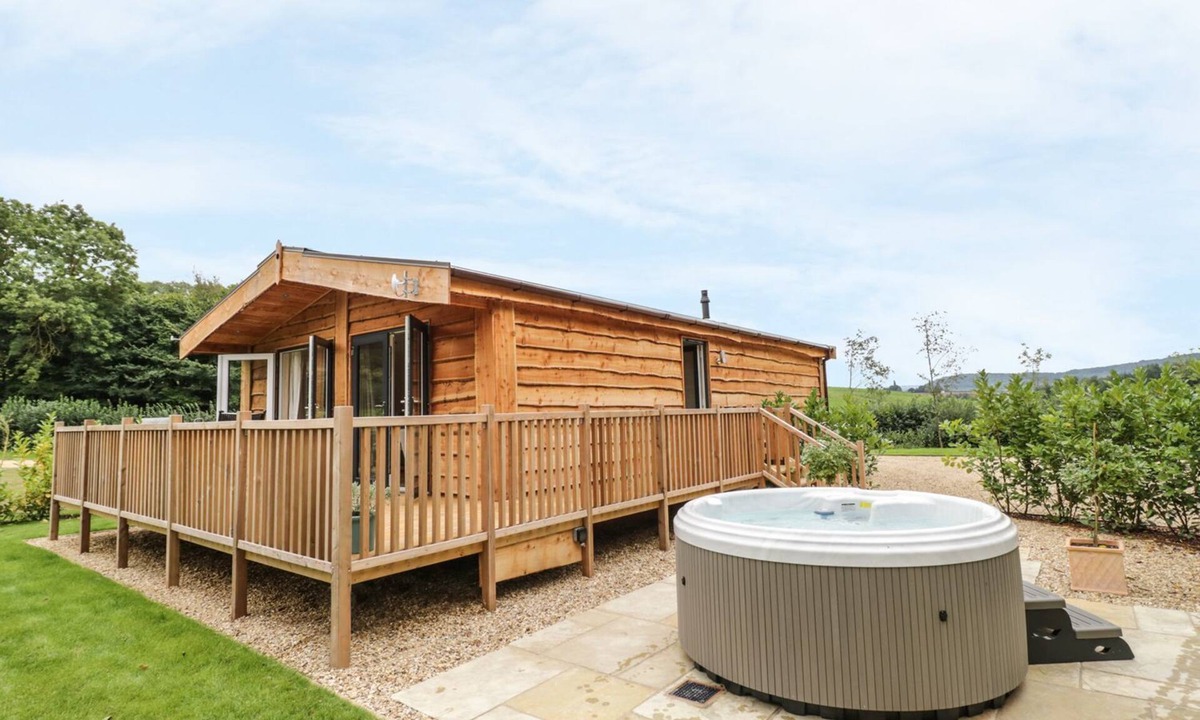 Ross-on-Wye Cottage | MALLARD, pet friendly, character holiday cottage in Ross-On-Wye