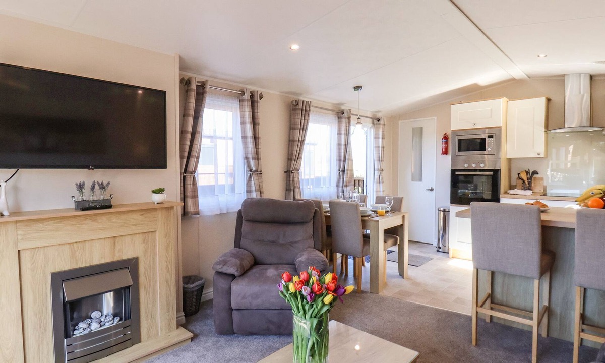 Runswick Bay Cottage | Marigold Lodge