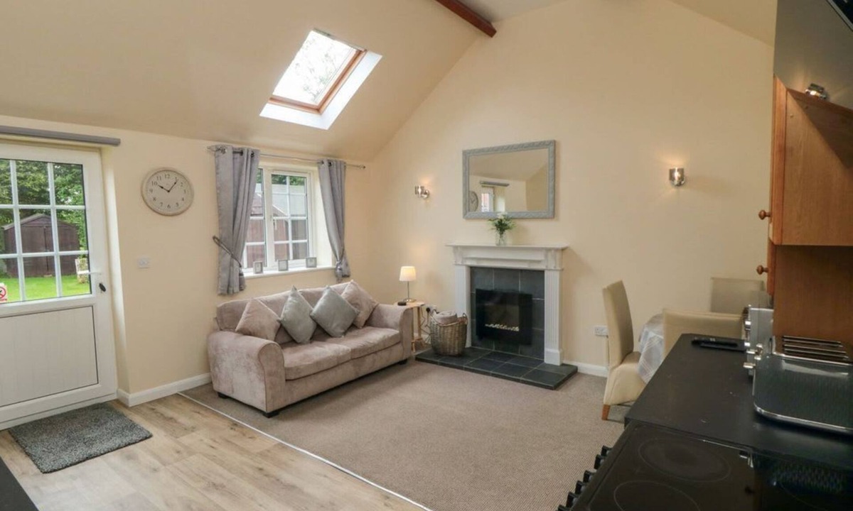 Malton Cottage | Midsummer Cottage, Thornton Dale