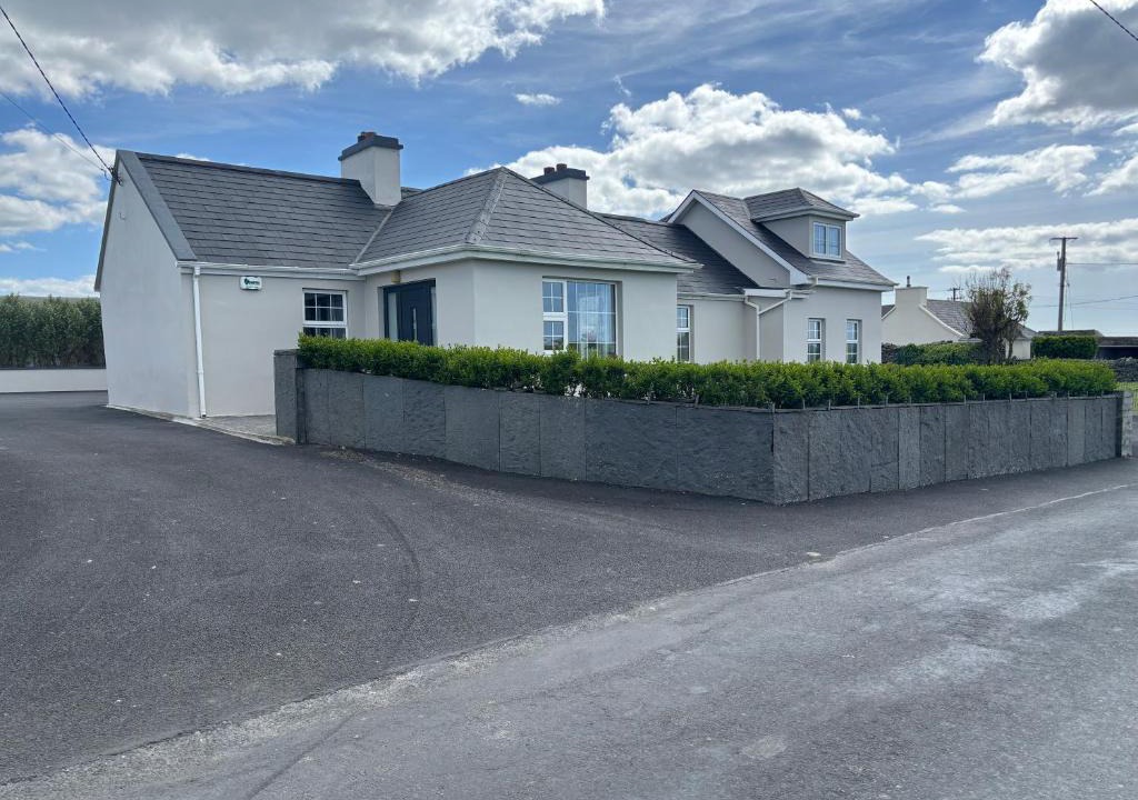 Liscannor House | Mullally House Liscannor (Wild Atlantic Way)