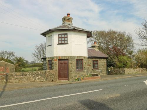 Malltraeth House | Old Tollgate