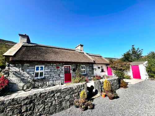 Ballyvaughan House | Oranuisce Thatch Cottage Ballyvaughan