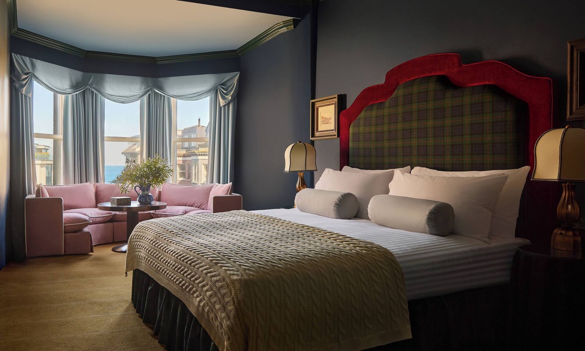 Portrush House | Portrush Adelphi