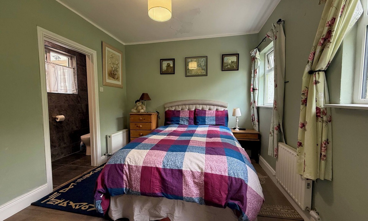 Parteen Apartment | Private family Garden Studio on Historic Shannon Estate