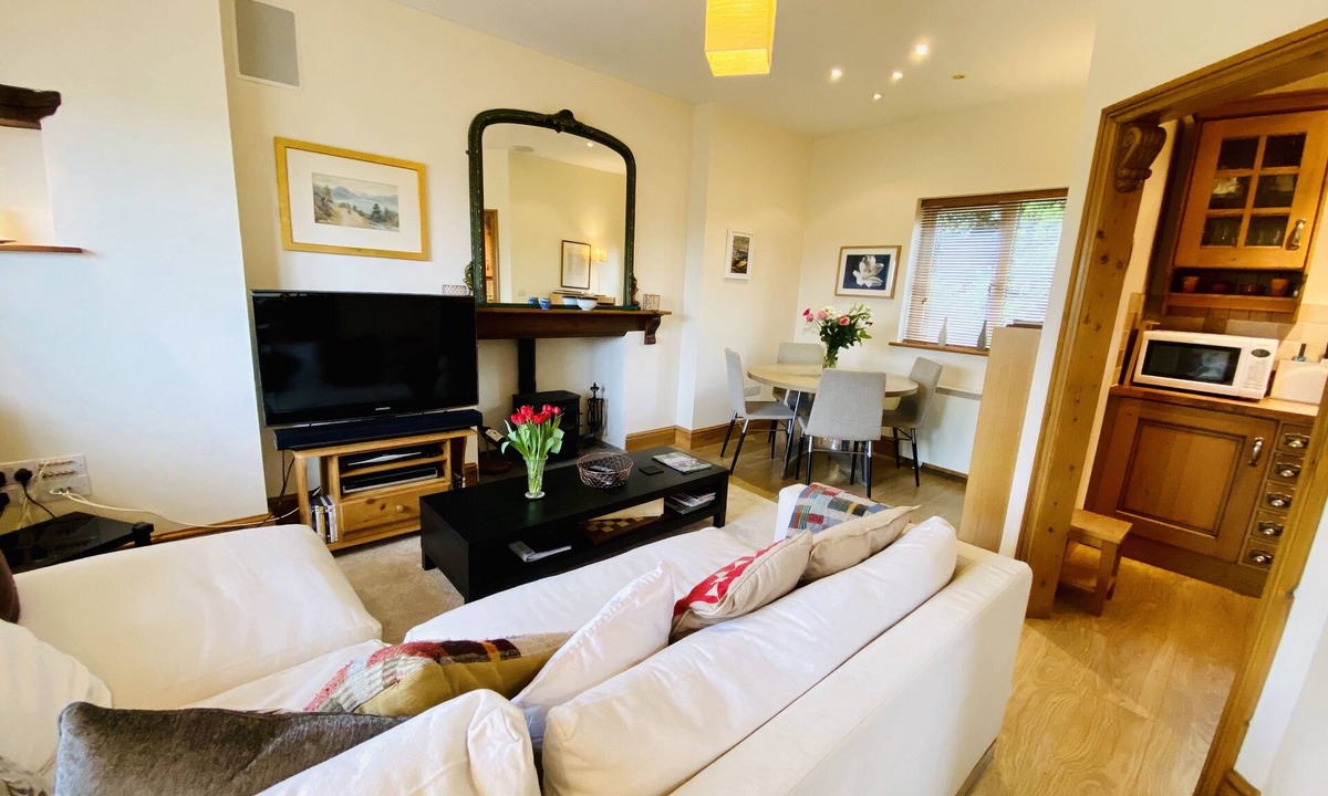Langford Cottage | Secluded converted Barn nestled on the North slopes of the Mendips.