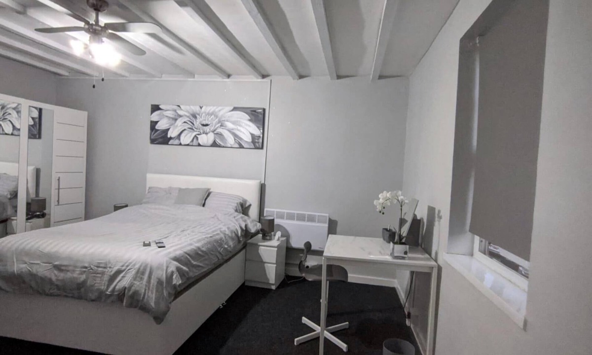 Stourbridge Apartment | Shayan Studio Flats Stourbridge