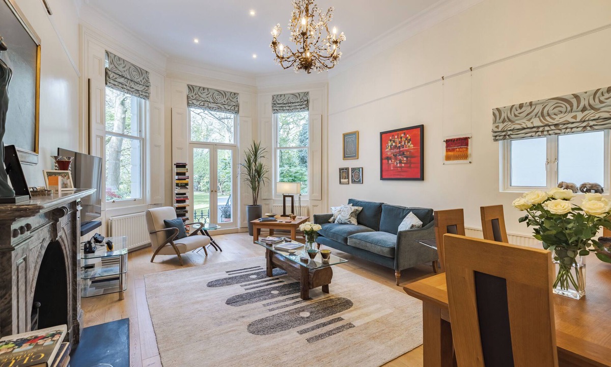 Queen's Gate Apartment | South Kensington Garden Escape, by Veeve