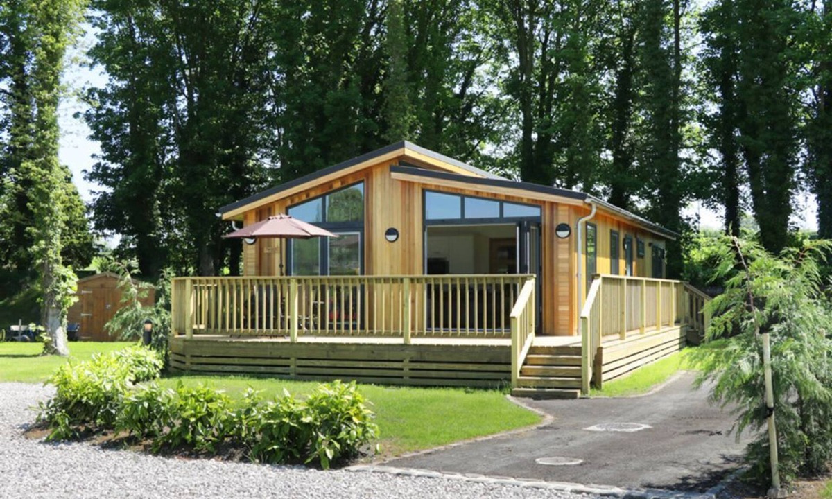 Gargrave Cabin | Squirrel Lodge, Gargrave