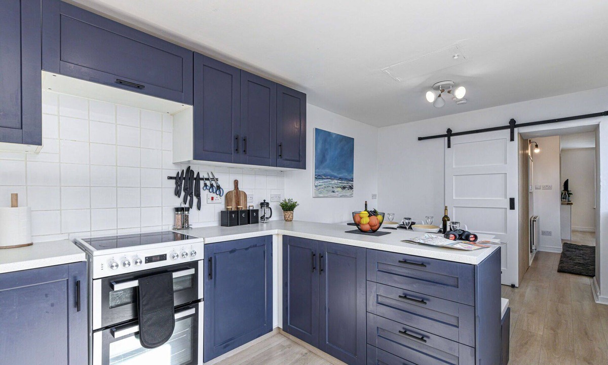 Rhiwbryfdir House | Stunning villa for 6 guests with WIFI, terrace and pets allowed