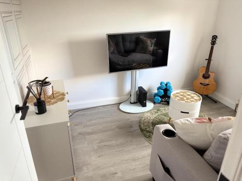 Newtownabbey House | Styles & Cosy Room near Belfast