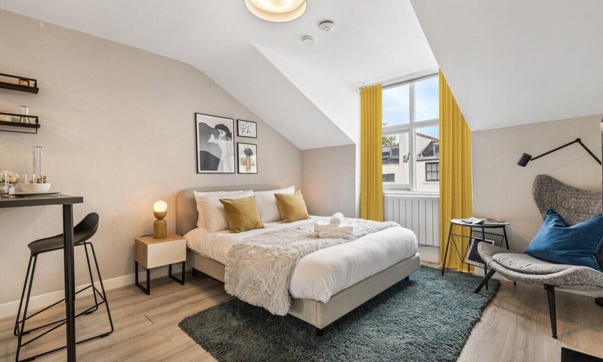 Bayswater Apartment | Stylish Studio with Private Bath Near Hyde Park