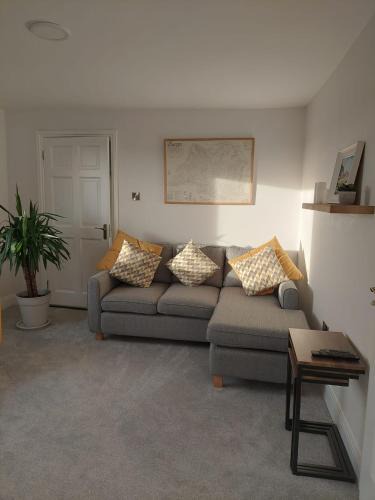 Lahinch Apartment | Sunny Hill View