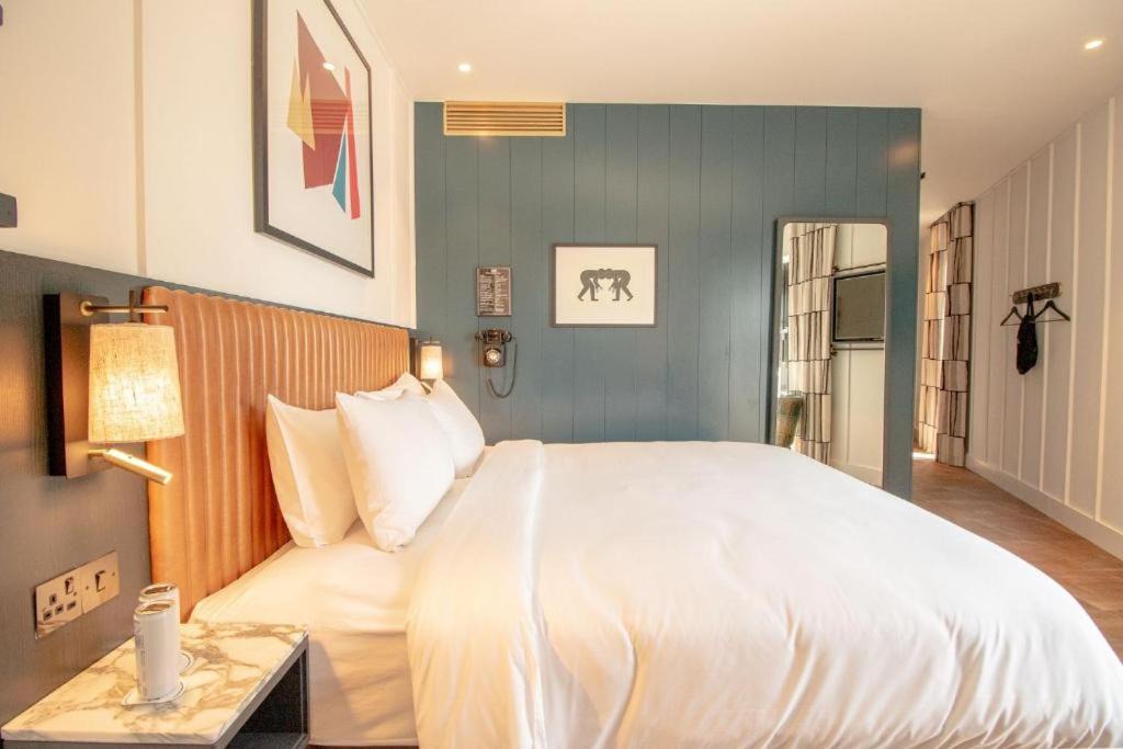Victorian Quarter Hotel | The Dean Cork