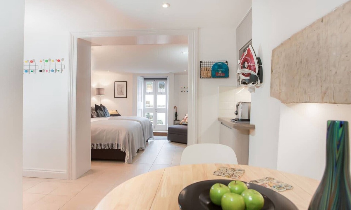 Bath Apartment | The Design Studio Apartment