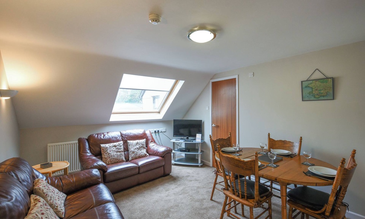 Llanteg Cottage | The Garden Lodge Flat - UK49415
