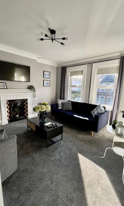 Whitehead Apartment | The King's Tower