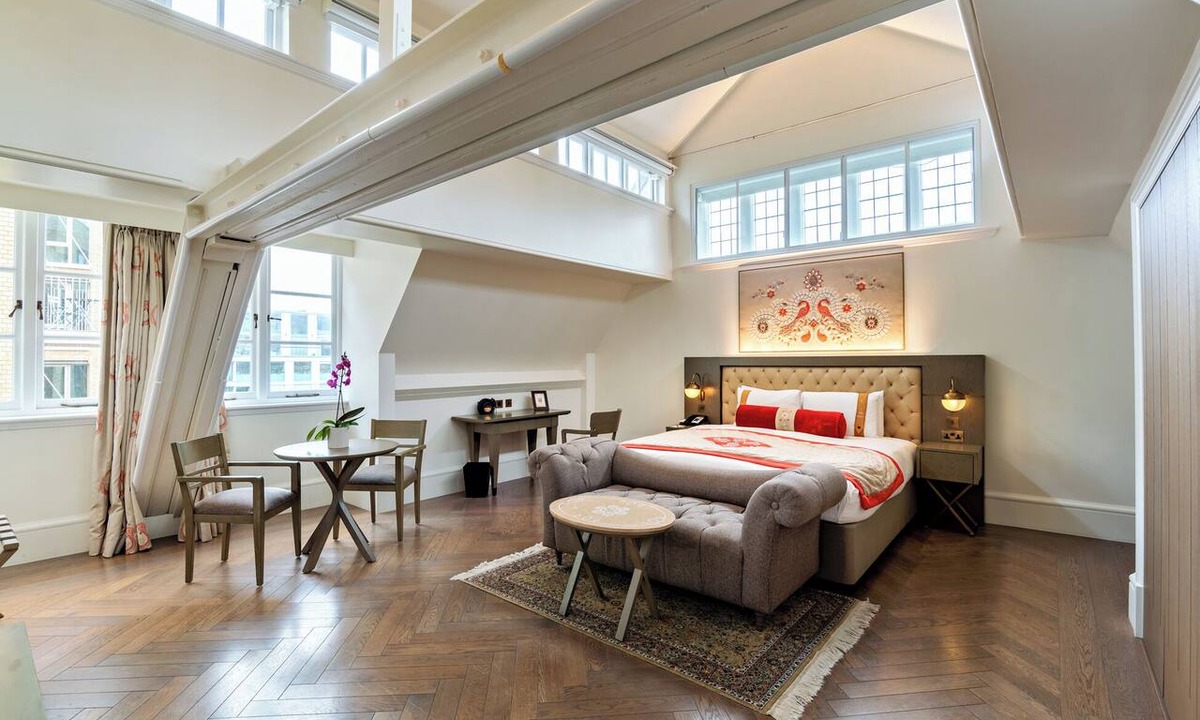 Riverside Hotel | The Lalit London