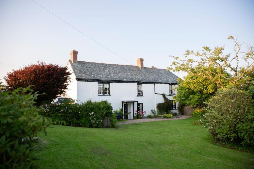 Bude House | The Manor