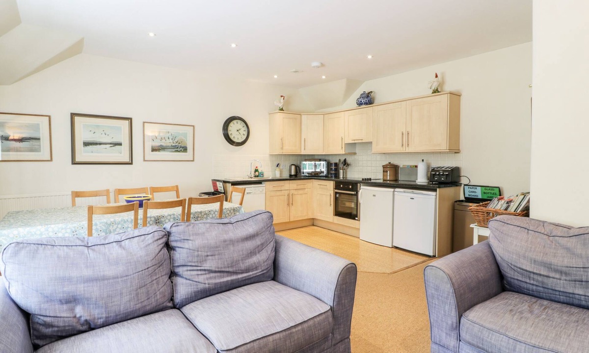 Newbridge Cottage | The Mews Flat