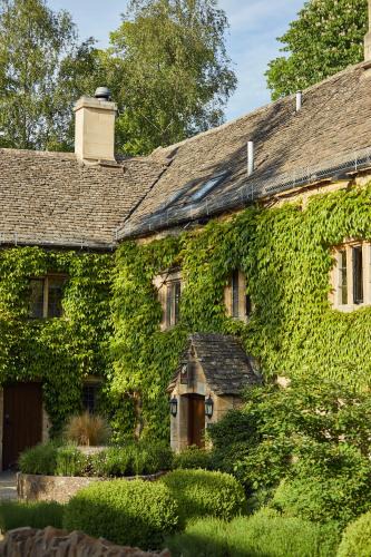 Lower Slaughter Hotel | The Slaughters Country Inn
