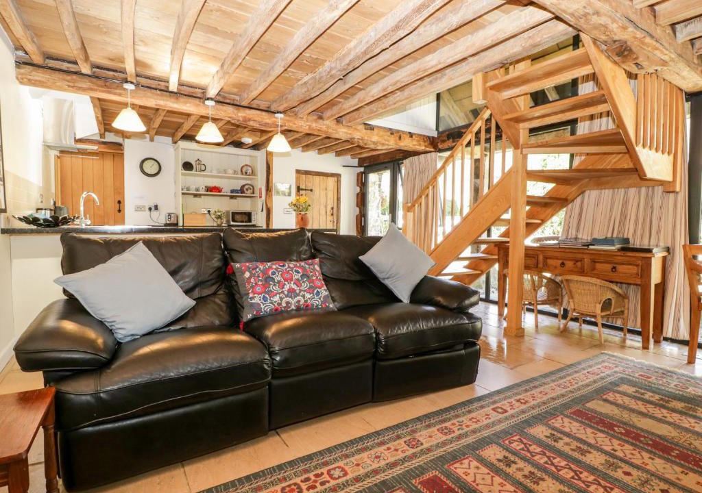 Nympsfield House | Tinkley Cottage