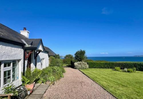 Ballycastle House | Tornaroan Cottage