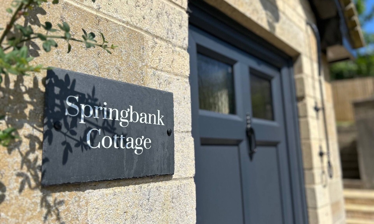Randwick Cottage | Traditional Country Cottage