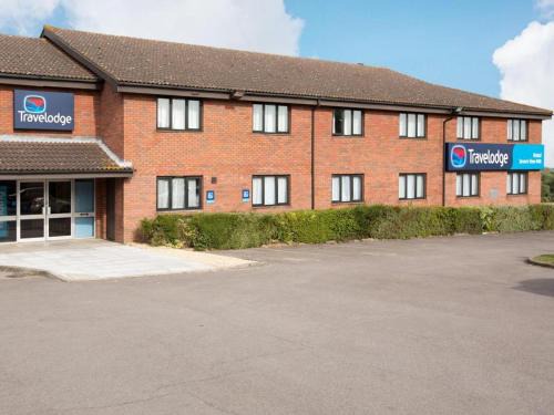 Aust Hotel | Travelodge Bristol Severn View M48