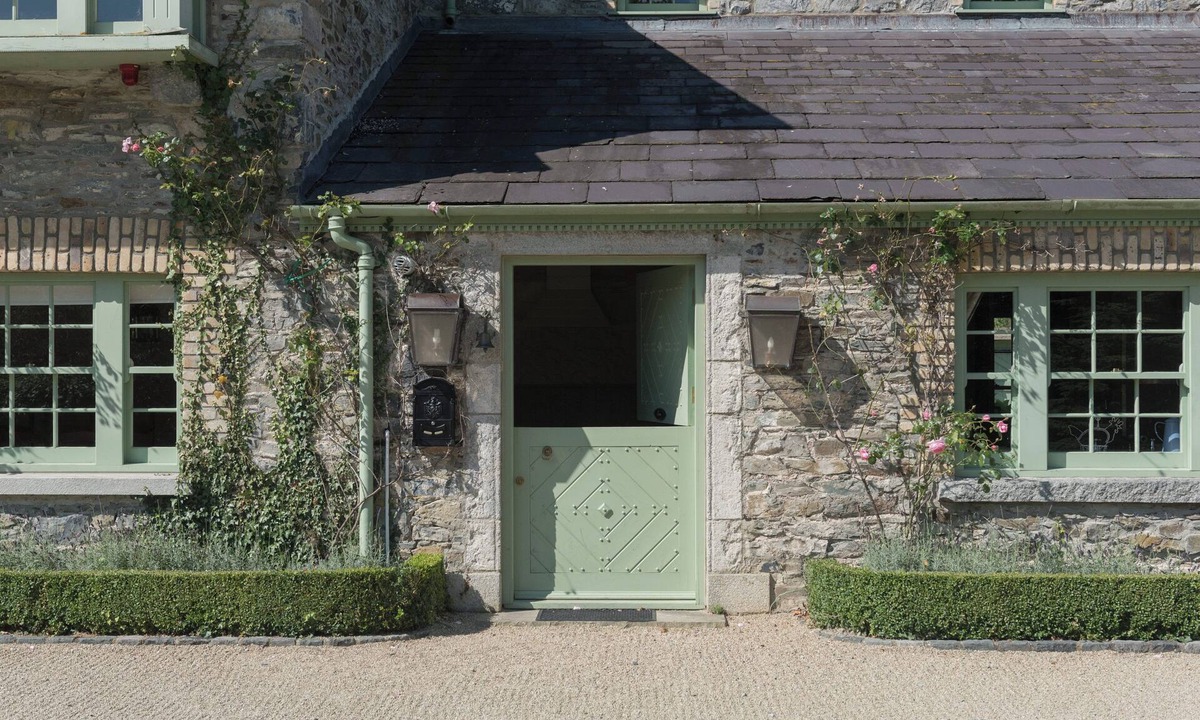 Newcastle Cottage | Turrets Cottage at Cliff at Lyons Village