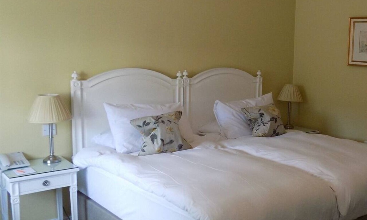 Termonfeckin Bed & Breakfast | Twin Room Deluxe En-Suite Bathroom