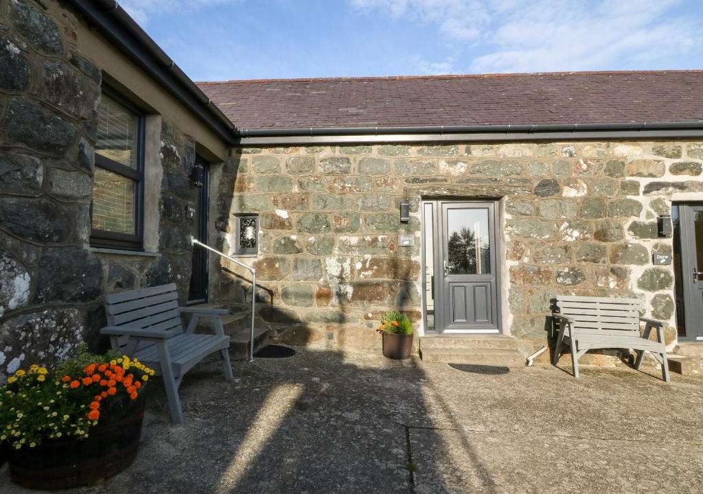 Llanystumdwy House | Tyddyn Sianel - Celyn