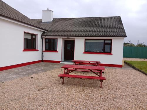 Blacksod Apartment | Una's Pub Apartments