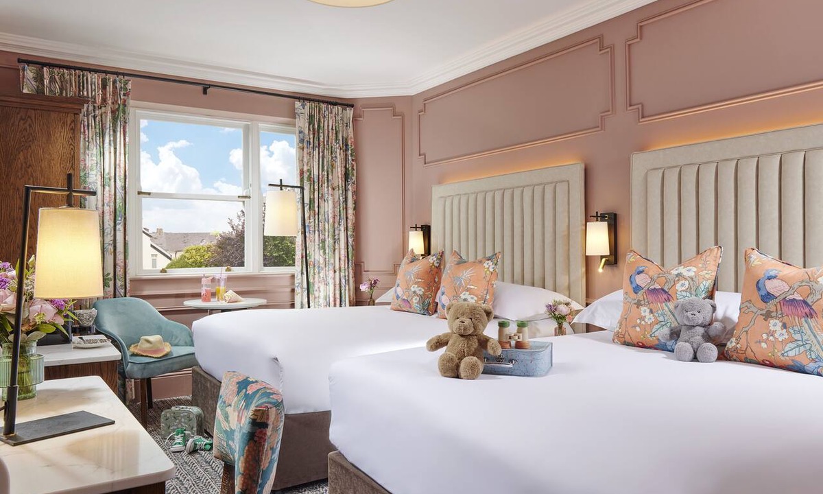 Ballsbridge House | Waterloo Townhouse & Suites