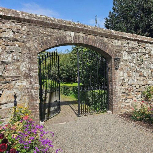 Ballyedmond House | Wells Self Cater Garden House 3 Bedrooms Sleeps 8