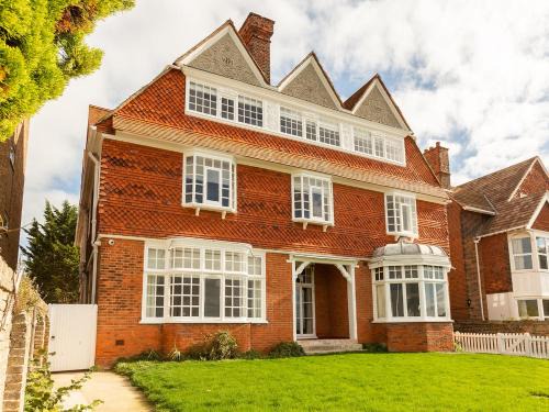 Westgate-on-Sea House | West Bay House