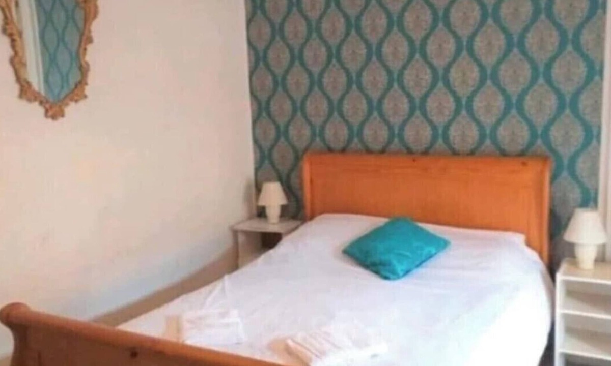 Wexford House | Wexford 3br Townhouse with Private Garden