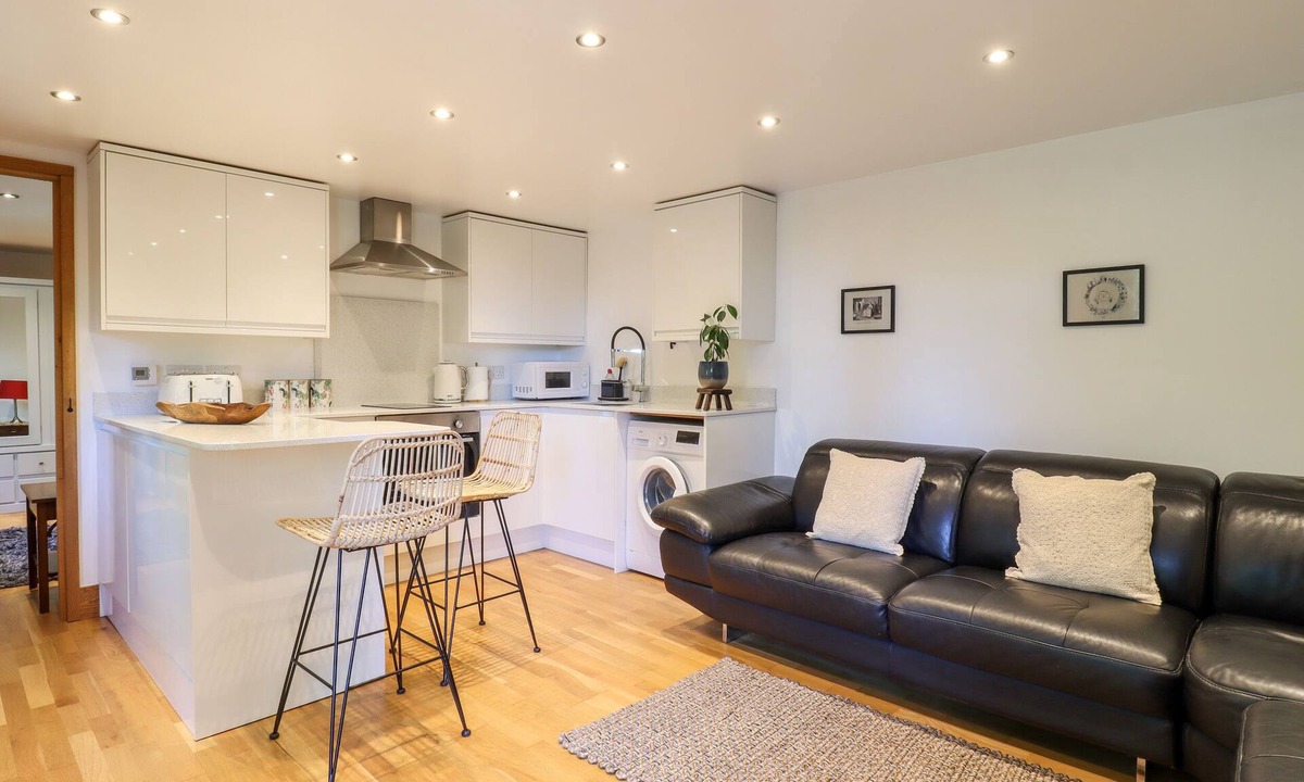 Dartford Cottage | Willow Cottage