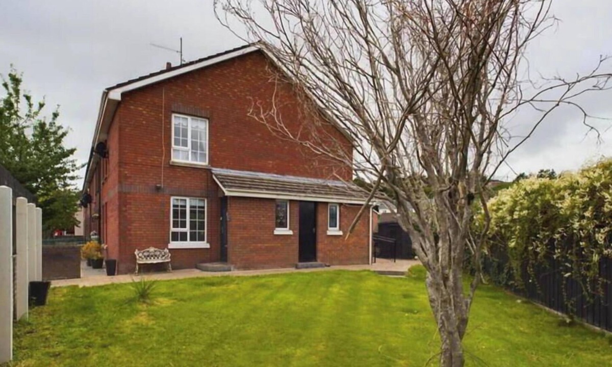 Newry House | Wonderful 4-bedroom house in Newry Central