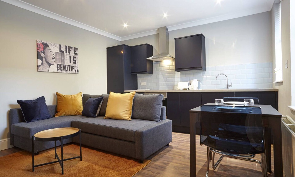 Clifton Villa | Your Apartment | Bristol The Sunningdale - No.1
