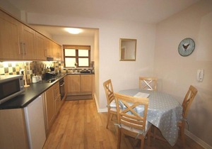2 Clifden Court