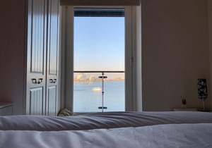 Luxury Cardiff Bay Flat - Free Parking