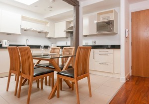 Pass the Keys | Modern Apartment in the City Centre & by Stadiums
