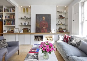 Vintage Chic, by Veeve