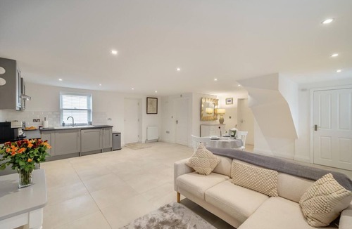 Bath Cottage | 1 Bed in Bath (oc-k37860)