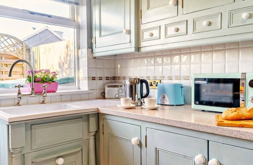 Bryncethin Cottage | 1 Bed in Bridgend (oc-42314)