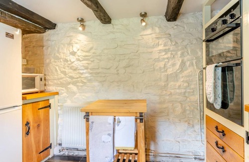 Llangattock Cottage | 1 Bed in Crickhowell (oc-bn118)