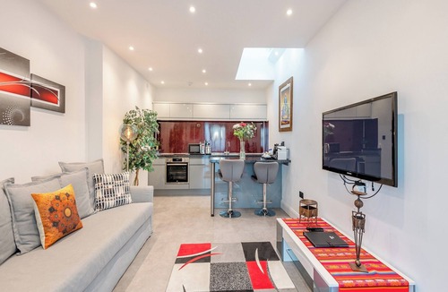 Christchurch Cottage | 1 bedroom accommodation in Christchurch