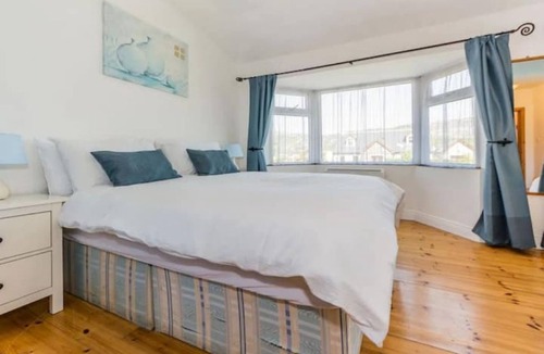 Crookhaven Apartment | 1 Marconi House, Apartment