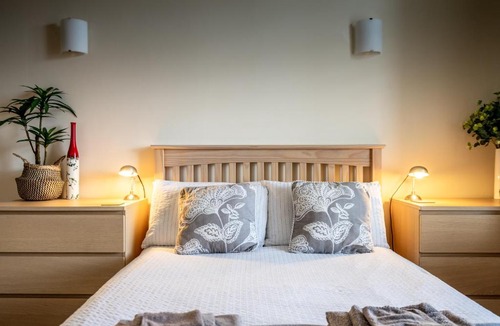 York Apartment | 10 The Tannery