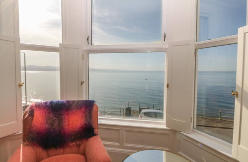 Criccieth Apartment | 11 Marine Terrace